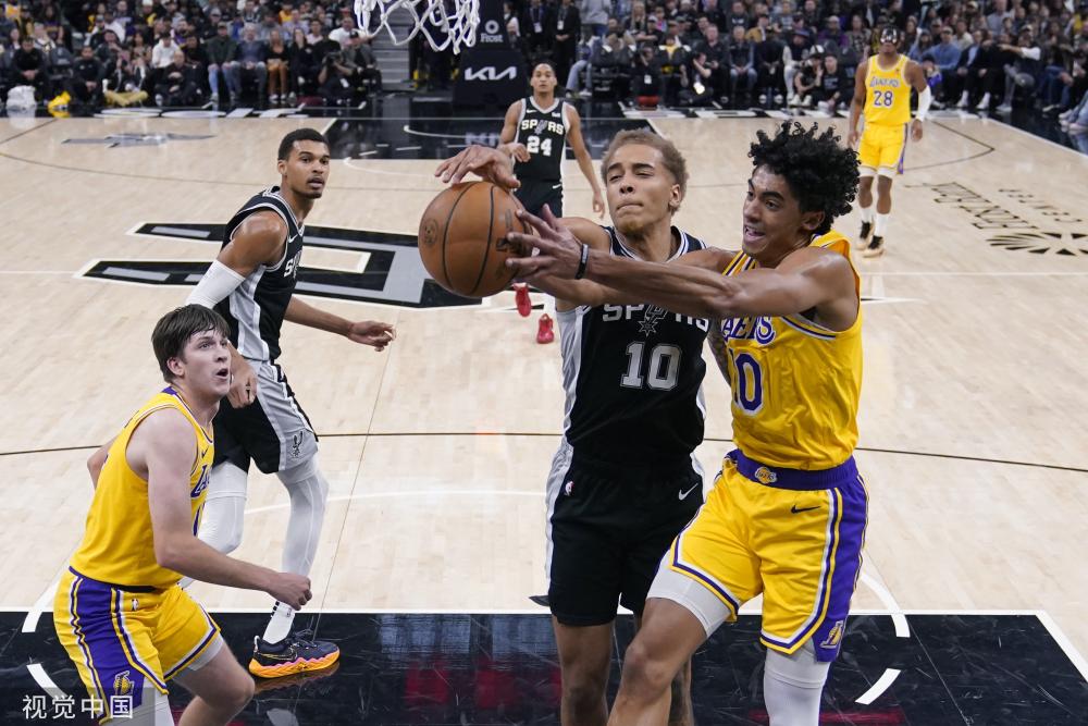 在竞争激烈 在竞争激烈