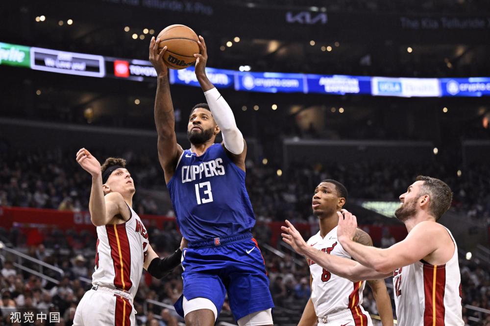 战赛中的自 战赛中的自